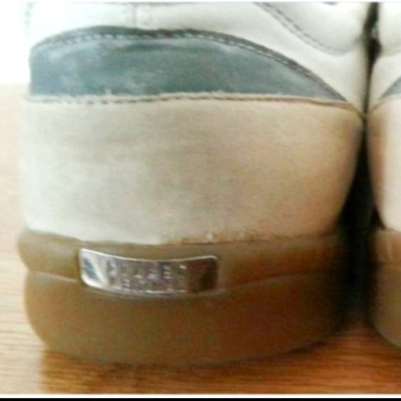 STUART WEITZMAN LACE UP OXFORD SHOES - Picture 10 of 13